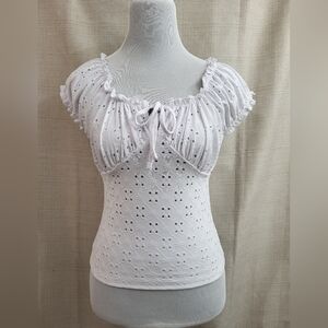 Derek Heart Women's White Eyelet Lace Short Flutter Sleeves Tie Size Small